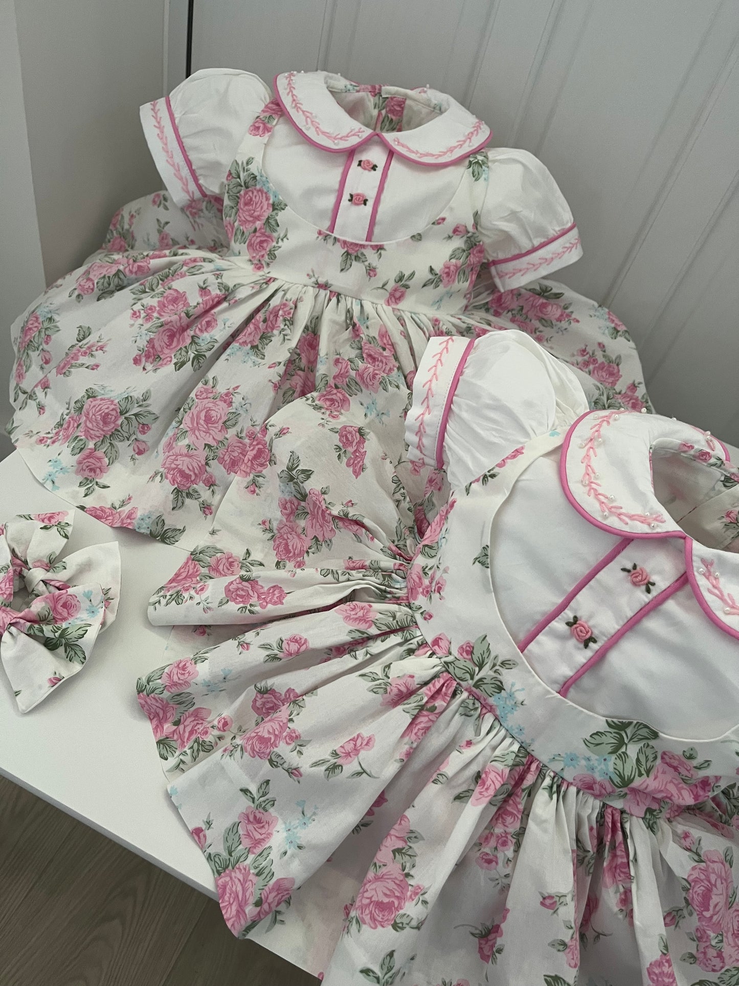 Pink floral classic dress